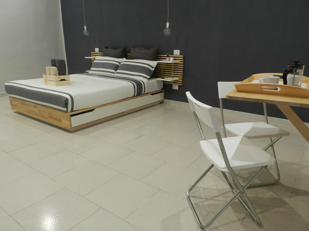 Mola Rooms Неаполь Экстерьер фото